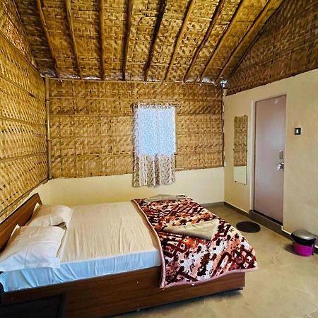 Greenstone Resort Hampi Exterior foto